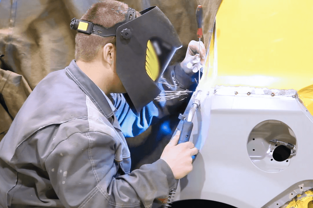 Auto Hut Where Craftsmanship Meets Integrity in Auto Body Repair