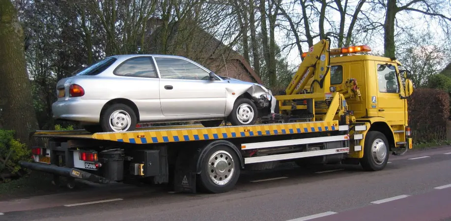 24/7 Towing Service Brampton | Emergency Accident Towing